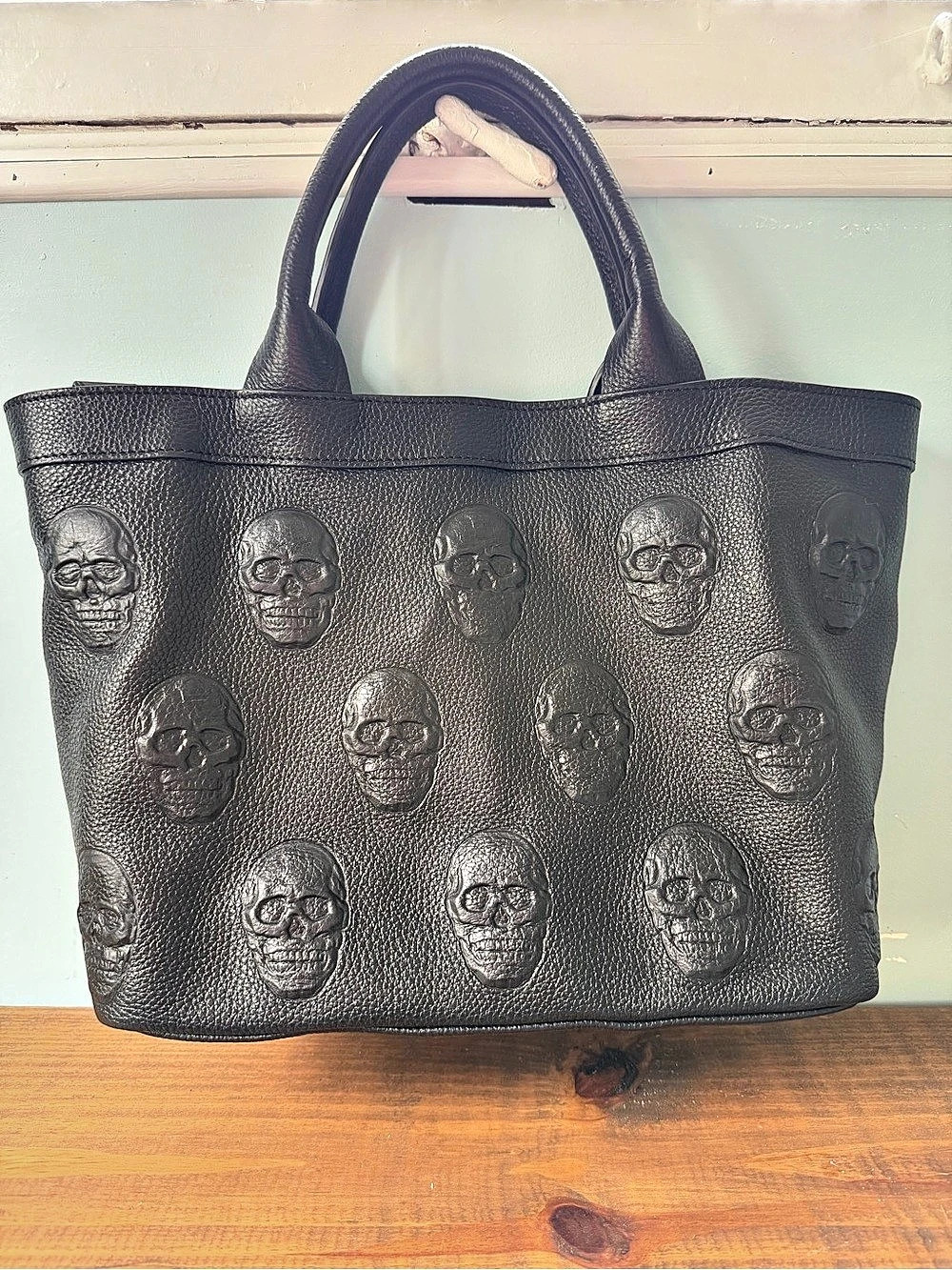 IOpelle Italia Skull Embossed Leather Tote Bag Black